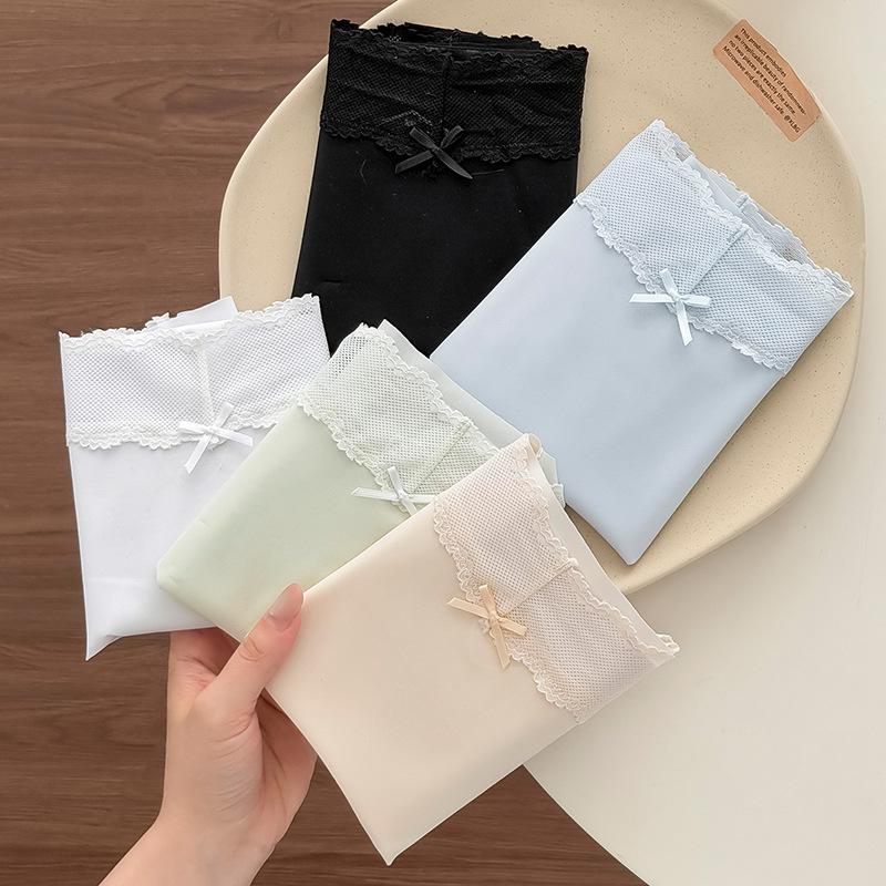 Ladies Summer Lace Waist Head Splicing Light Transparent No Trace Naked Sense 10A Antibacterial Crotch Waist Triangle Briefs