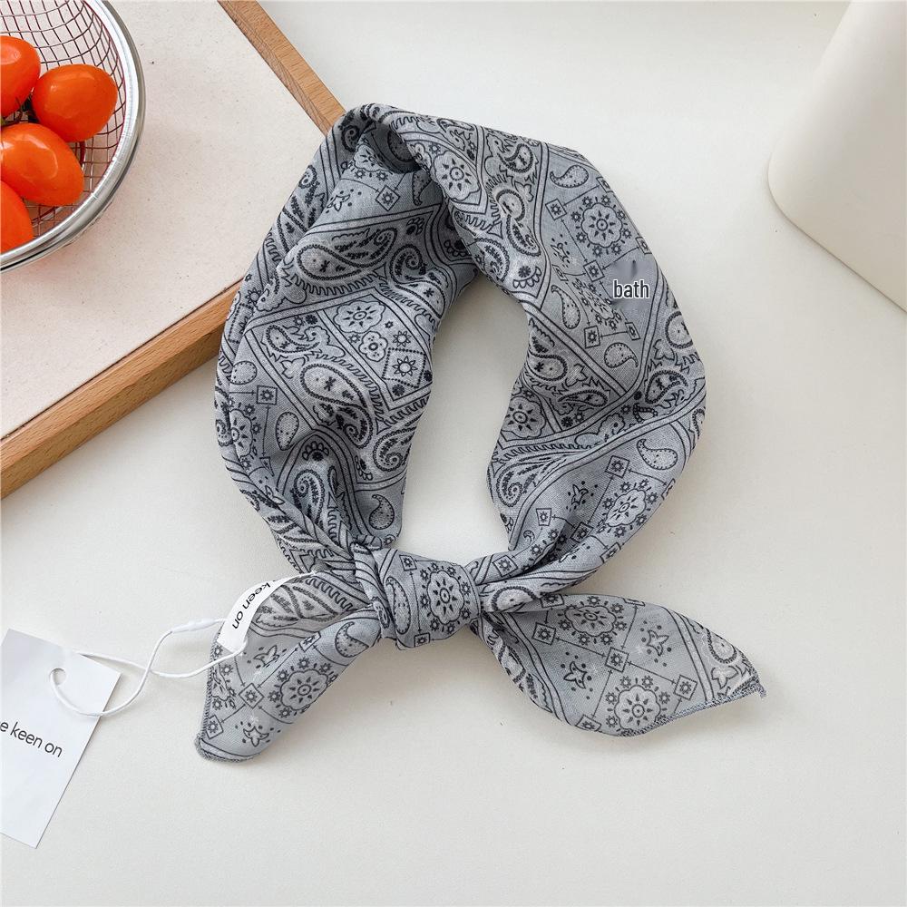 Koreanisches Trendiges Frühlings-Gepunktetes Seiden-Kopftuch - Quadratisches Mode-Tuch für Damen für Haare, Hals und Dekoration