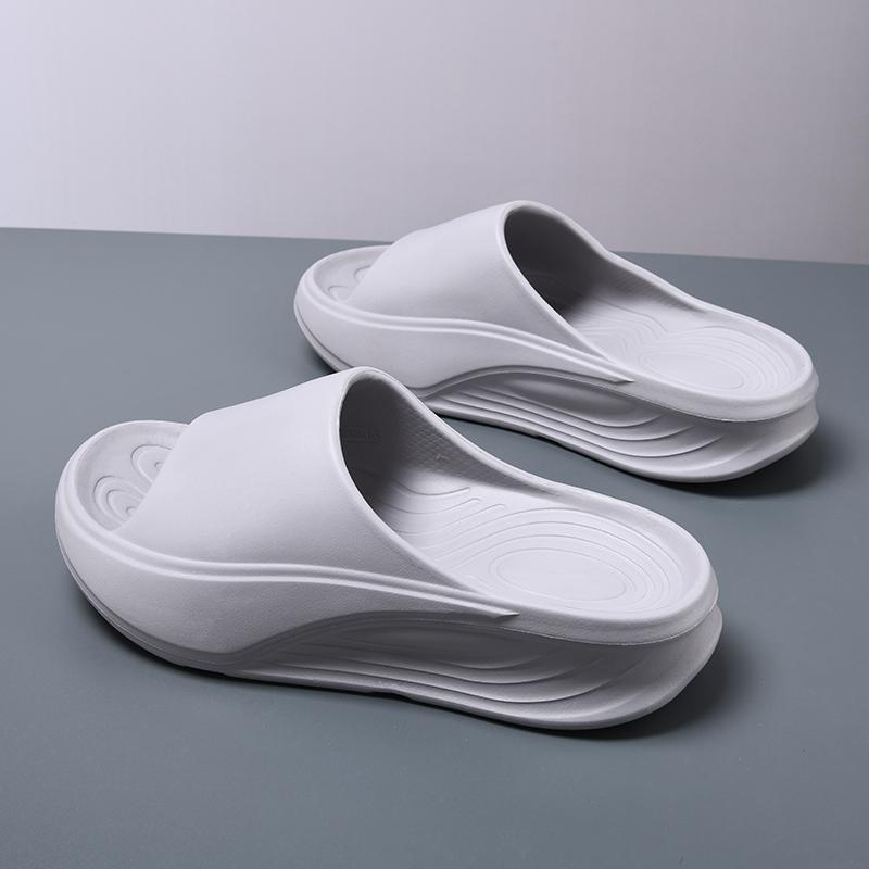 Summer Outdoor Men's Shoe Platform Lightweight Beach Anti Slip Water Play Slippers Home Indoor Waterproof Slippers