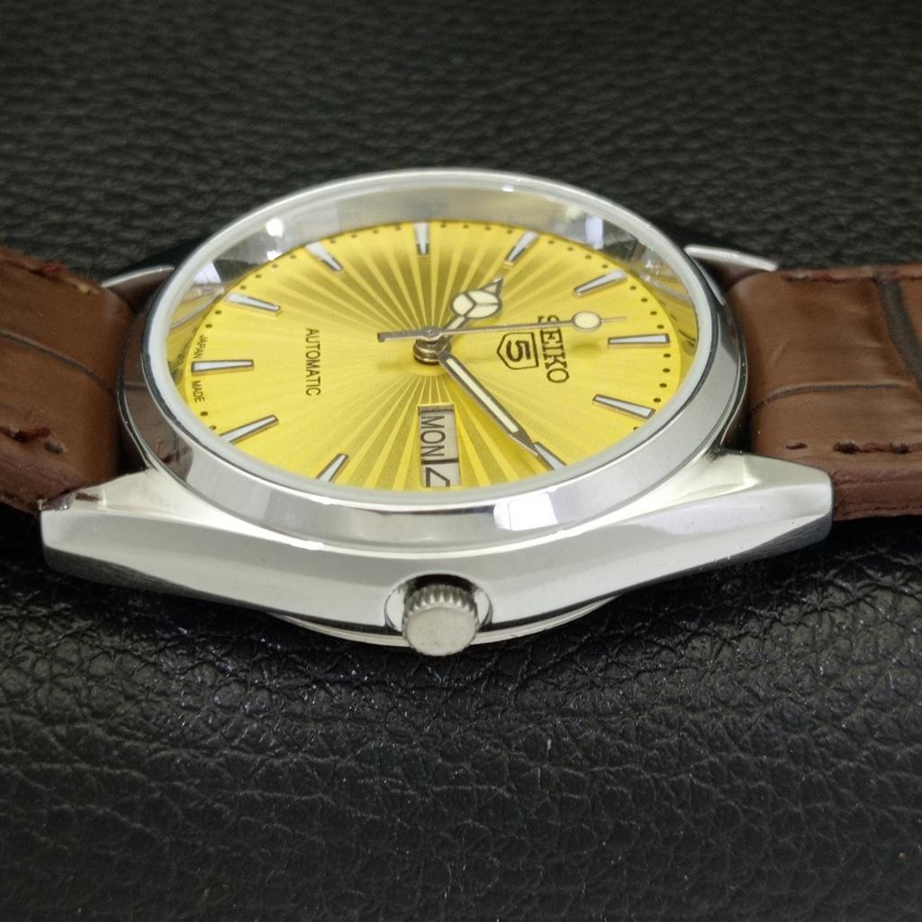 REFURBISHED SEIKO 5 AUTOMATIC 6309A JAPAN MENS VINTAGE GOLDEN WATCH A701706-5 R206c-a701706