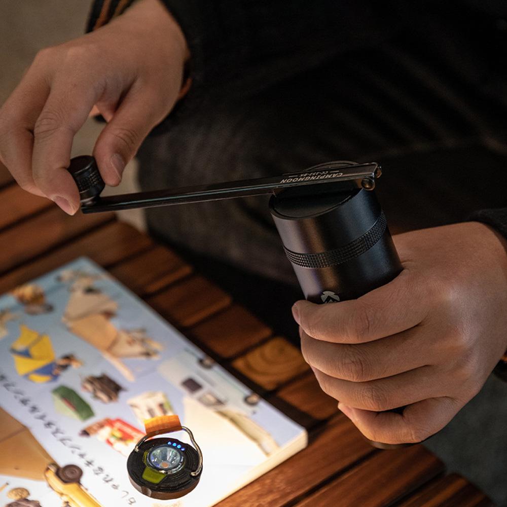 Râșniță de cafea manuală râșniță de cafea conică din oțel inoxidabil cu mâner pliabil pentru camping