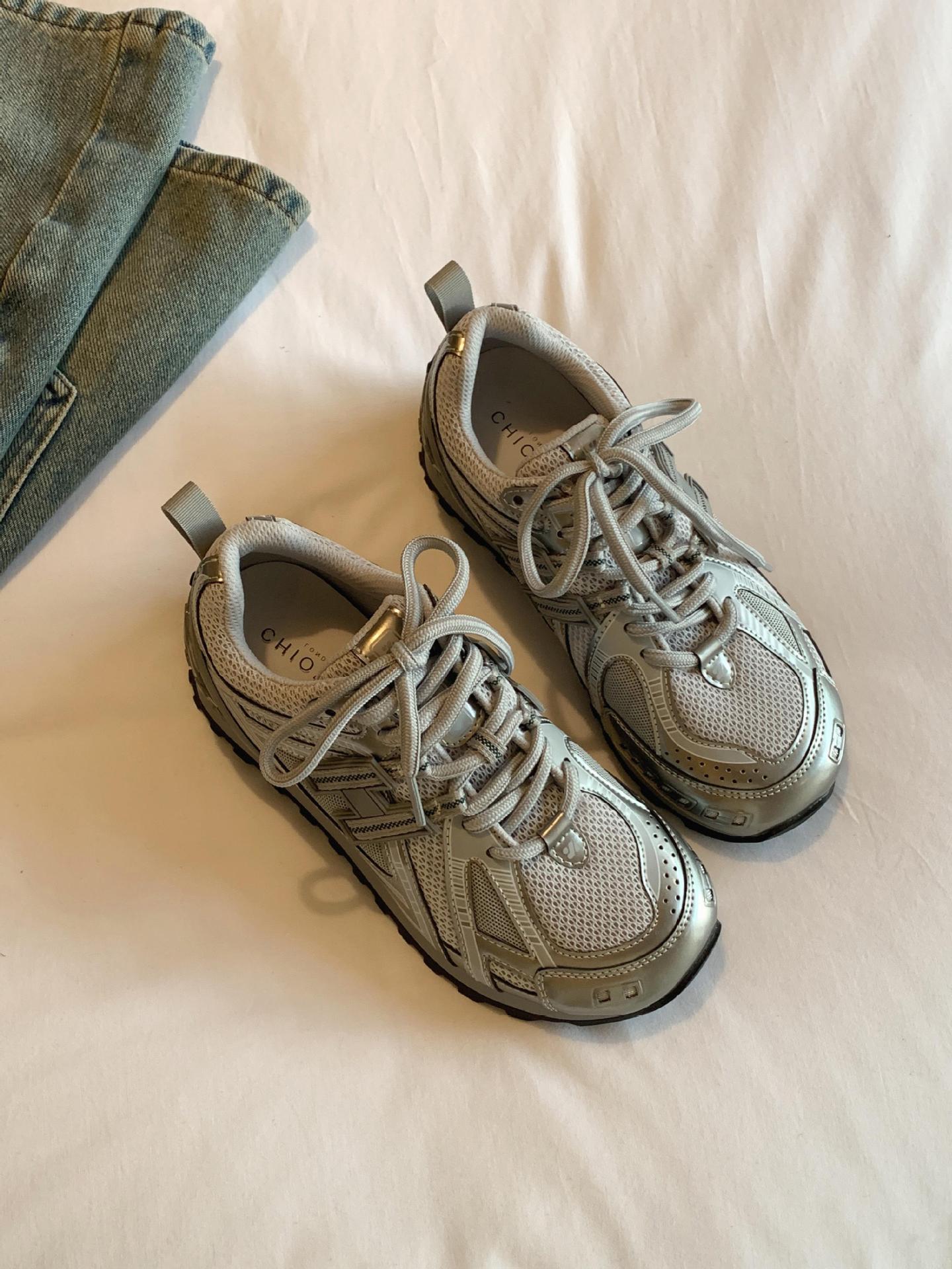 

New Nanfeng children s autumn and winter fashion casual shoes sports shoes dad shoes temperament casual fashion sports dad shoes 40 standard size shot normal size сірий колір