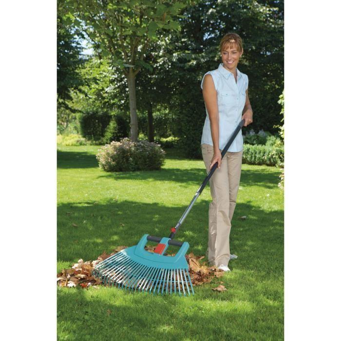 Balai à gazon 2 en 1 XXL Combisystem® GARDENA - Plastique renforcé - 77cm - 32 dents - Garantie 25 ans