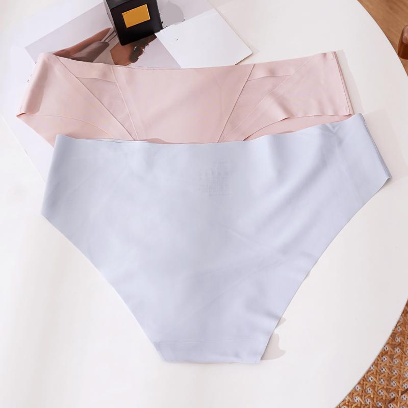 CINOON Women's Sexy Yoga Thong Ice Silk Seamless Sports Underpant Low-Rise Comfortable Fitness Panties