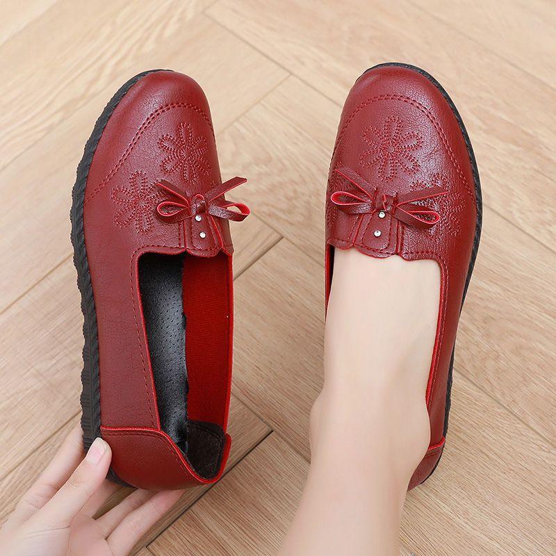 Mom shoes spring soft soles versatile single shoes flat middle-aged and elderly women's shoes non-slip grandma
