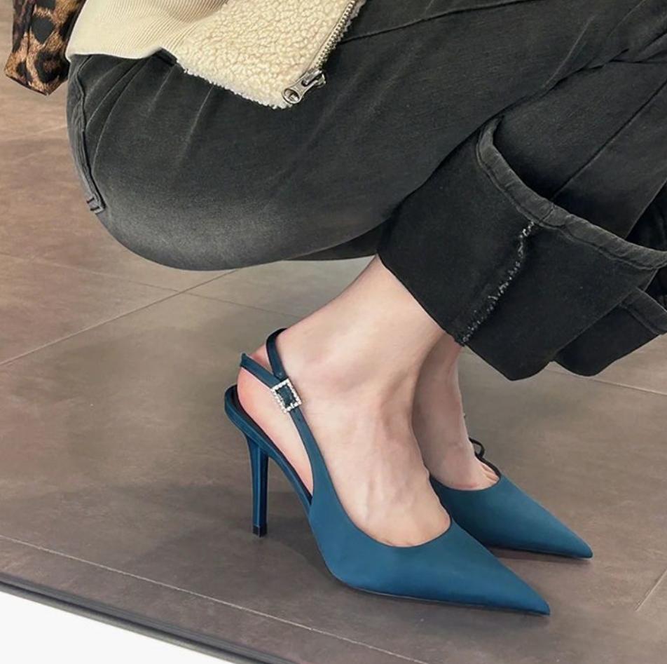 Sandali Neri Slingback 2025 Donna Primavera/Estate Punta Acuta Tacchi Super Alti Donna Scarpa con Elegante Design a Fibbia Bassa sulla Caviglia