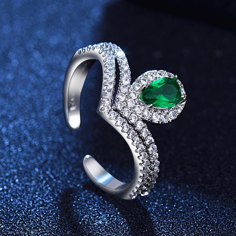 Personalized Blue Sapphire And Emerald Moissanite Ring Fashionable And Adjustable Copper Ring For Women