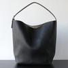 Minimalist Leather Bucket Tote Bag Women Top-Grain Cowhide Casual Shoulder Handbag With Hook Urban Chic Style