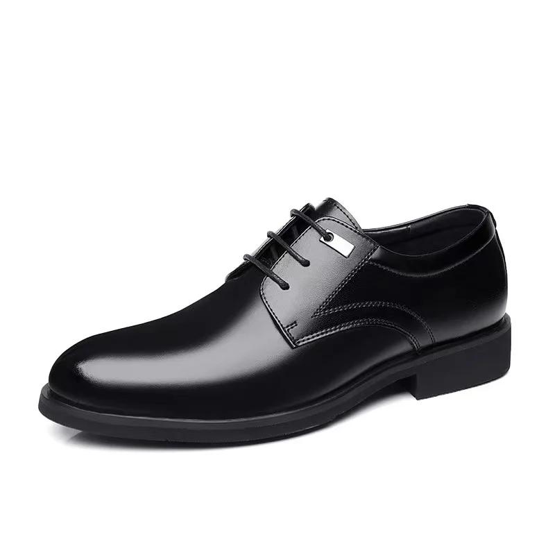 Sapatos Sociais de Couro Formal de Alta Qualidade para Homens Sapatos Casuais Masculinos Respiráveis Marca Italiana de Luxo Cadarço Antiderrapante Sapatos de Condução Masculinos
