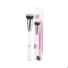 Foundation Brush - Ilū Make Up 109 - Angled - Liquid Application - Comfortable To Use