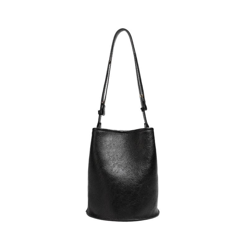 Simple, Fashionable and Laid-back Style Business Casual Large Capacity Single-shoulder Crossbody Bucket Bag