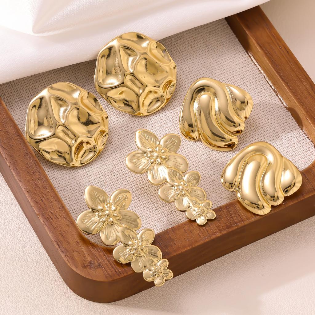 Fashion Stainless Steel Flower Irregular Earrings Exaggerated Hypoallergenic Hammered Texture Stud Earrings for Women