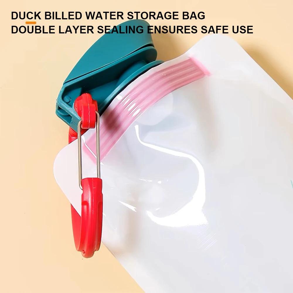 Outdoor Cycling Sports Water Bottle, 700ml Mountaineering Portable Water Cup, PE Plastic Folding Water Bag, Gift Promotion