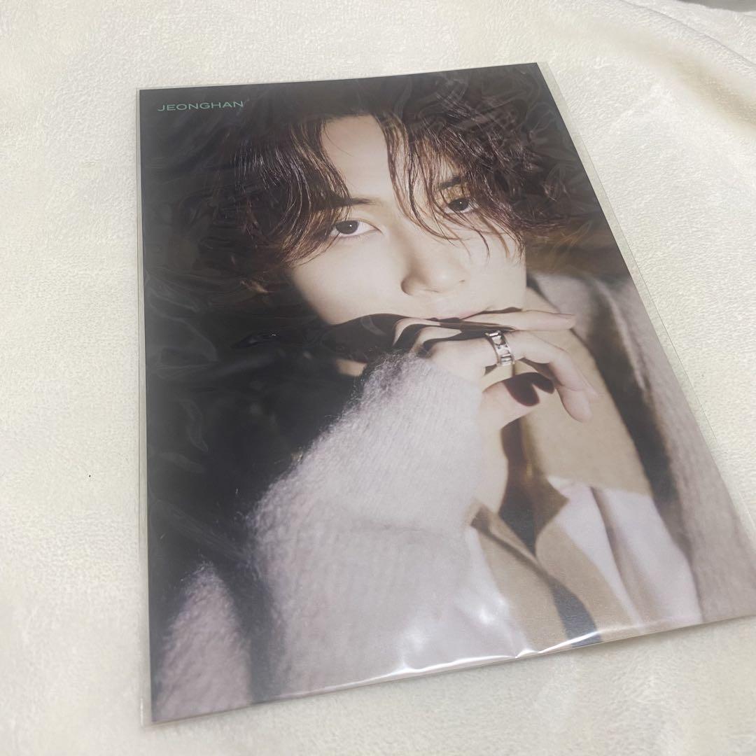 

[USED] SEVENTEEN Tower Records flyer Jeonghan You re Not Alone