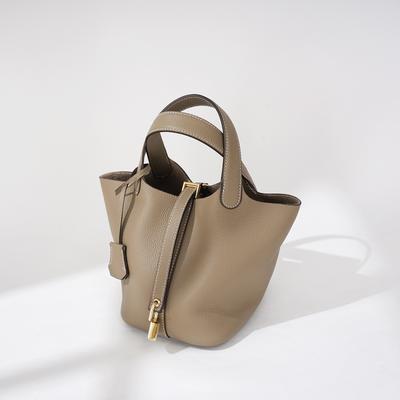 Die erste Schicht Rindsleder Gemüsekorb-Tasche, Echtledertasche, Damen Nischendesign, hochwertige Textur, Handtasche mit großem Fassungsvermögen, Bucket Bag.