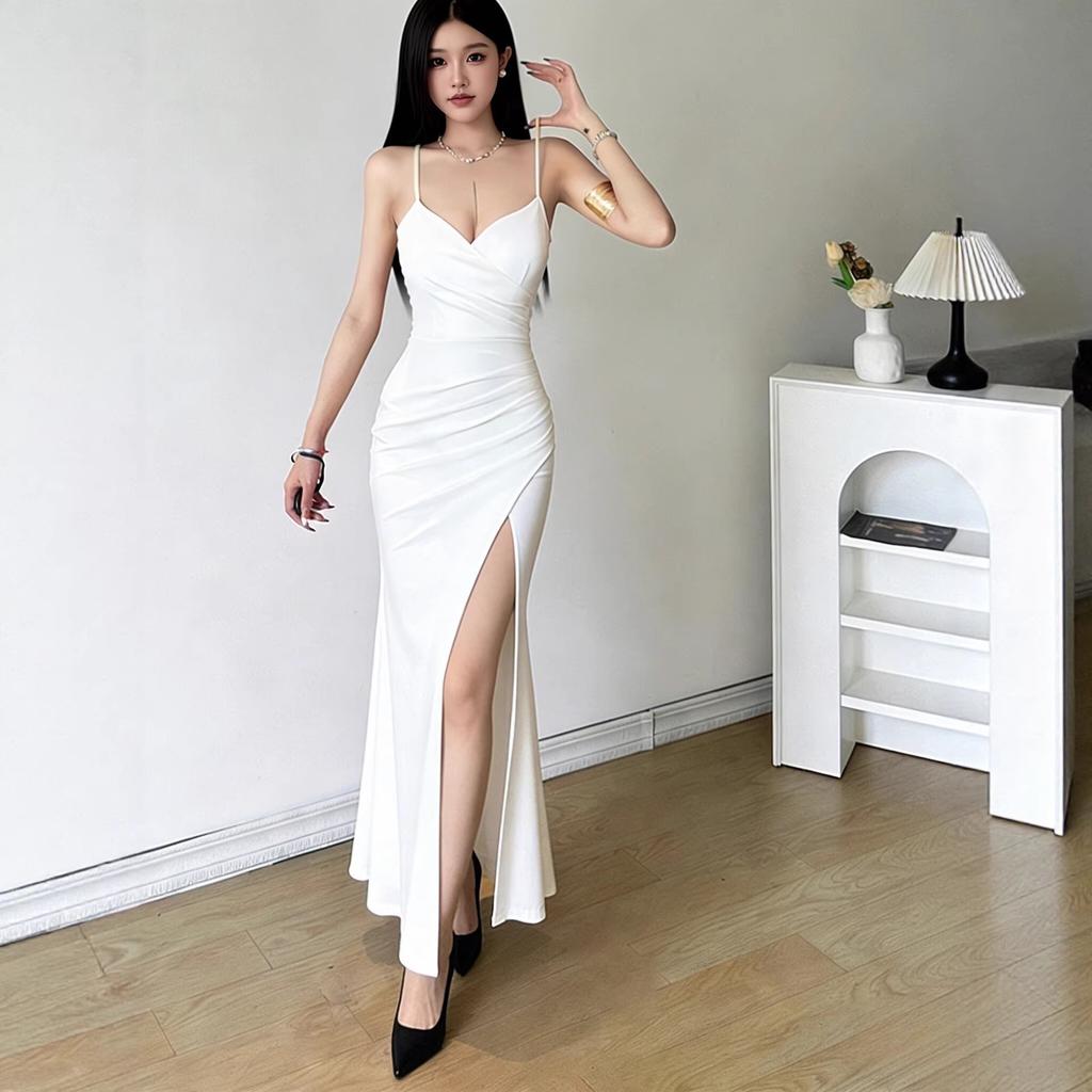 Black Suspender Evening Dress Women's V-neck Pleated High Split Fork Slim and Thin Banquet Host Temperament Long Dress Skirt
