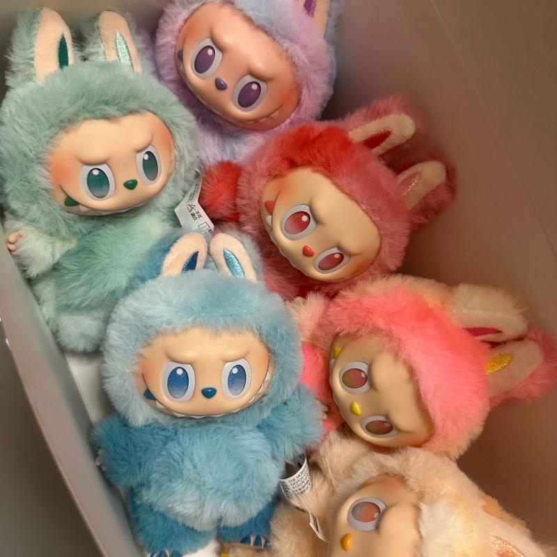 Kreslená plyšová hračka Labubu V3 Plněná anime vinylová tvář Láska Klid Panenka Labubu Přívěsek na tašku Klíčenka Dárky k narozeninám Dívka
