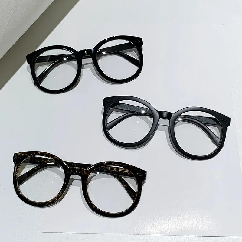 Unisex Oversized Far Sight Glasses for Women Retro Black Round Presbyopia Glasses Anti Blue Light Computer Reading Glasses