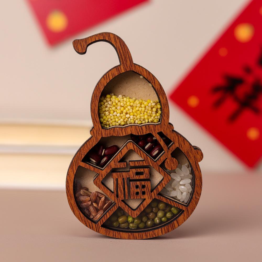 Abundant Harvest Housewarming Magnet: Personalized Chinese-Style Wood Décor for New Homes