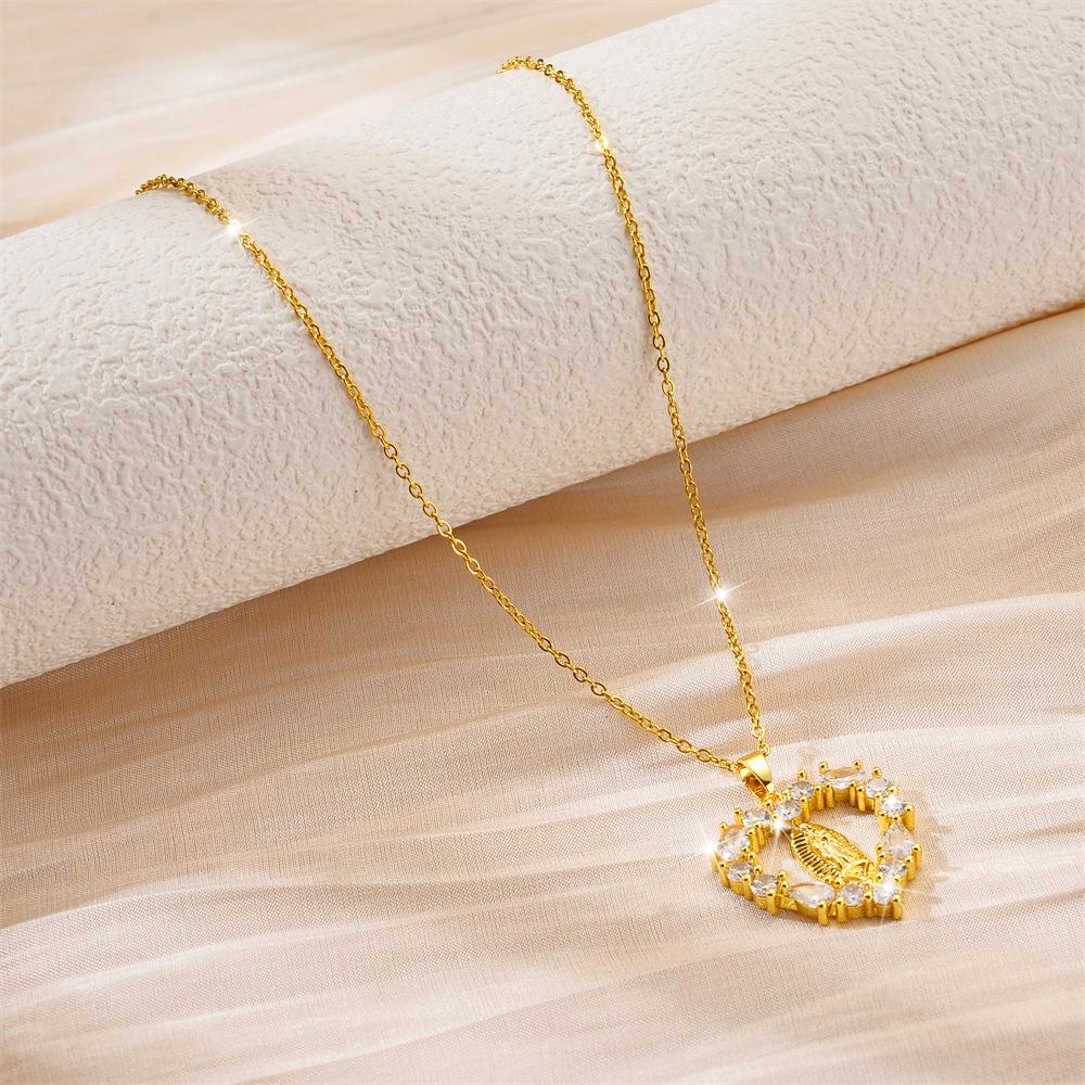 Simple Fashion Titanium Steel Women's Necklace - Non-fading, Luxurious, Versatile, Korean Style Clavicle Chain