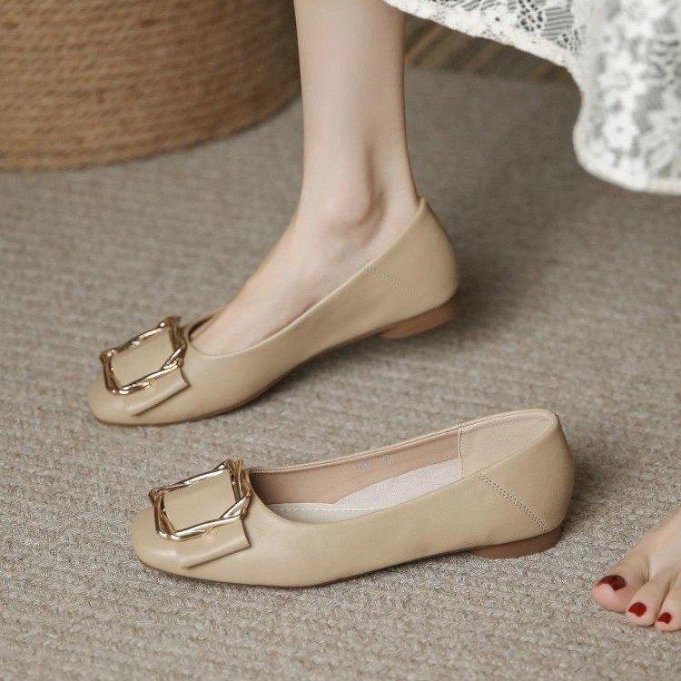Flat-soled single shoes women's 2025 Xiaoxiangfeng women's shoes autumn shallow mouth soft-soled popular ladyshoes versatile and lightweight Doudou 