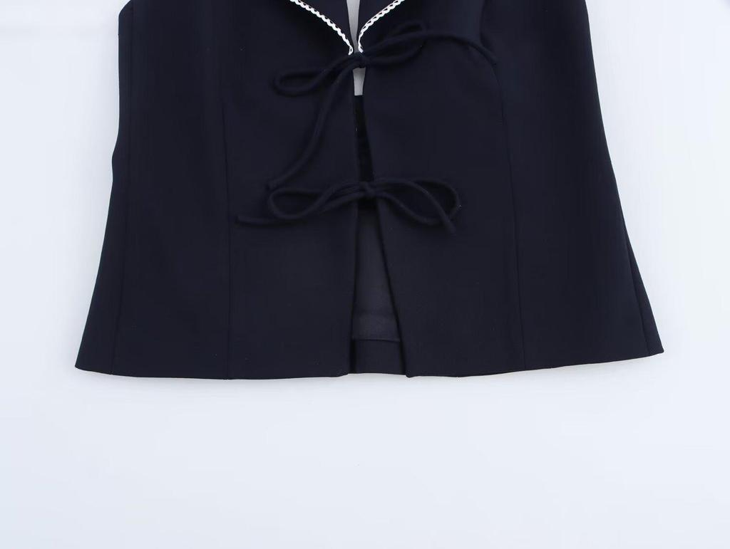 Spring 2025 Women's European & American Style Halter Neck Top with Bow Decor & Patchwork