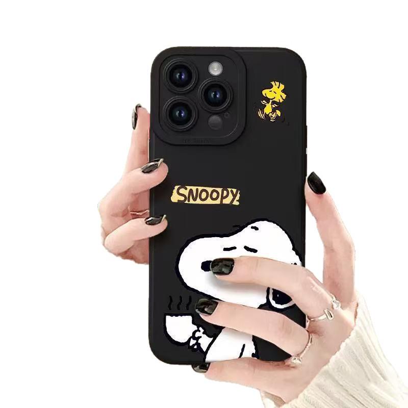Snoopy Apple 15 Pro Max Cartoon Phone Case, Drop-proof for New Model 17