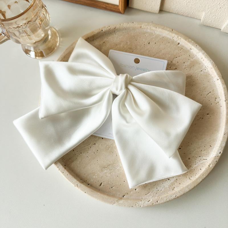 Simple Bow Hairpin with Three Layers of Soft Satin Surface, Retro Elastic Hairpin for The Back of The Head.