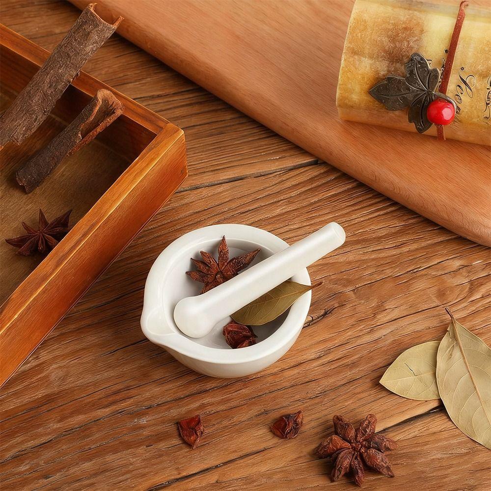 Non-Slip Base Mortar and Pestle Set Eco-Friendly Spice Grinder Ceramic Grinder Kitchen Tool