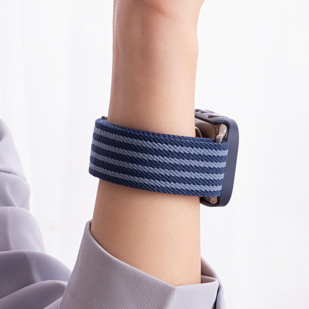 Watch Band For Apple Watch Series 10 Ultra 9 8 7 SE 6 5 4 3 2 1 46mm 49mm 45mm 44mm 42mm Nylon Strap with Magnetic Buckle