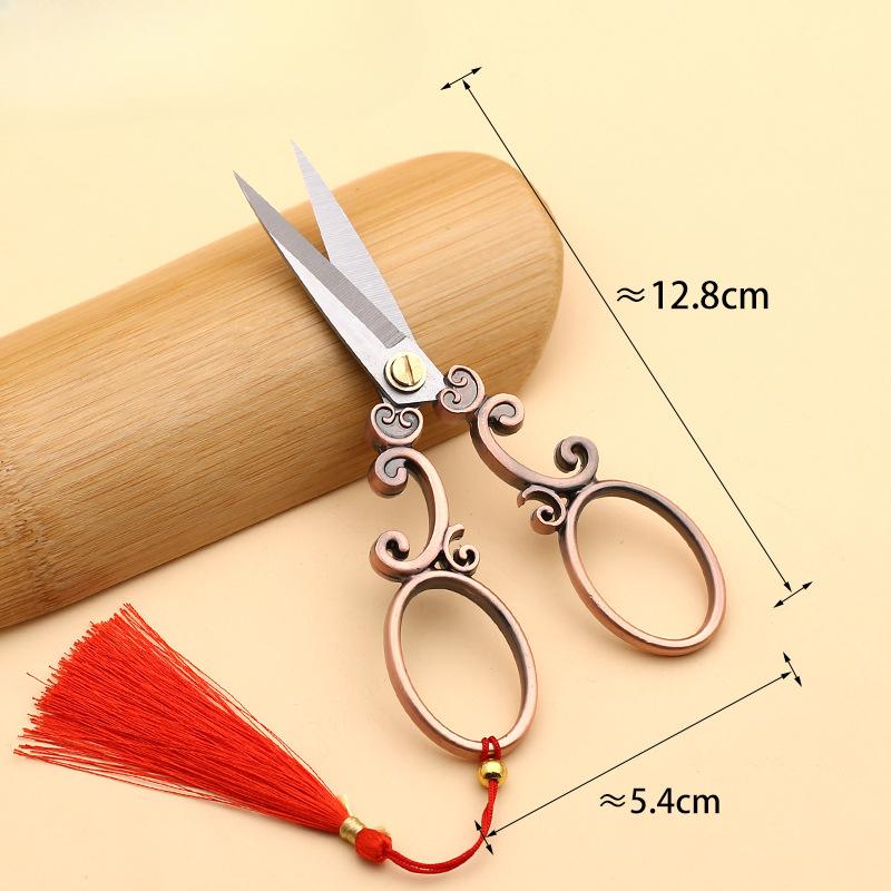 Cross Stitch Embroidery Scissors Classical Style Dragon And Phoenix Crane Tailor Scissors Exquisite Relief Medium And Small Retro Metal Scissors