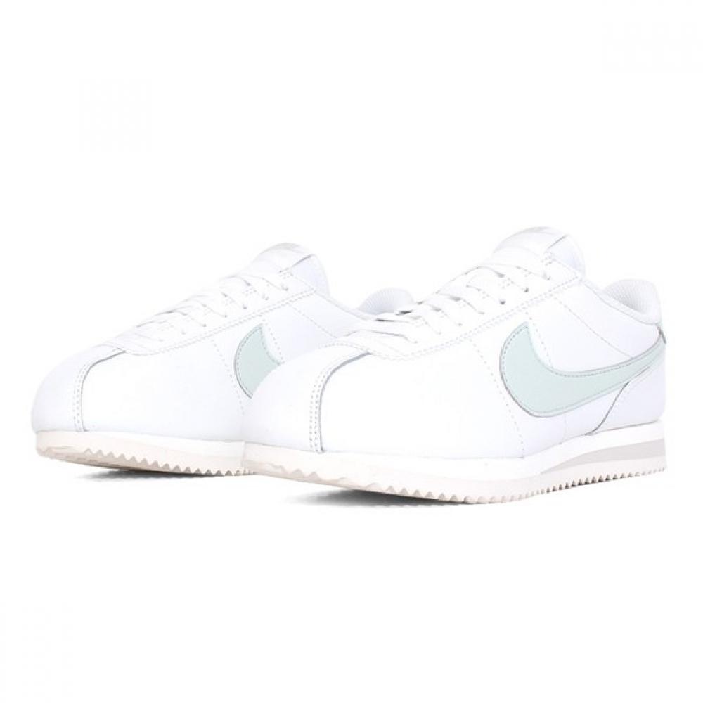 Nike Women S Cortez SneakerS Dn1791 106
