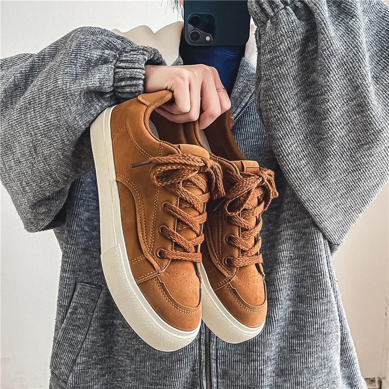 Fashion Man Shoe With Laces Flat Beige Casual Shoes for Men Height Increasing Adults Classic Original 2025 Trend Non-leather Sneakers