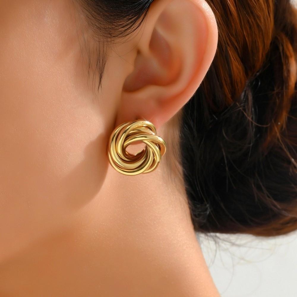 Light Luxury Irregular Earrings Temperament Ladies Ear Studs Simple Metal Round Earrings  Wedding