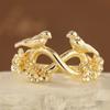 Bague ancienne en cuivre pour femme sculptée de deux oiseaux et de fleurs, design infini, idéale pour les banquets et les fêtes.