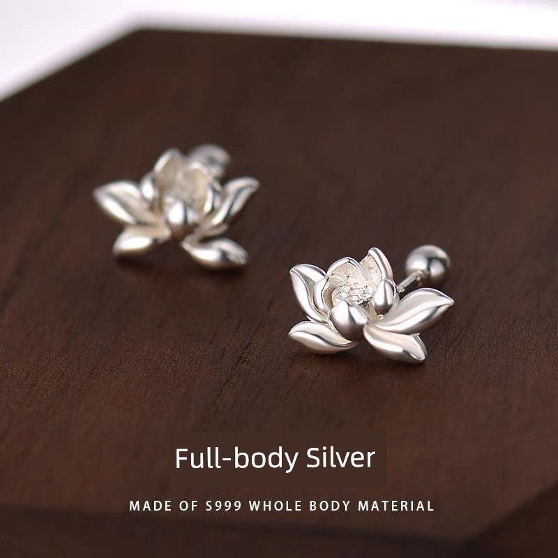 

Серьги-пусеты из стерлингового серебра 999 пробы с иголкой, серьги-гвоздики с винтовым замком в виде лотоса, прилив, доступная роскошь, нишевый дизайн, универсальные элегантные серьги, стильные A pair of Lotus earrings with stud earrings