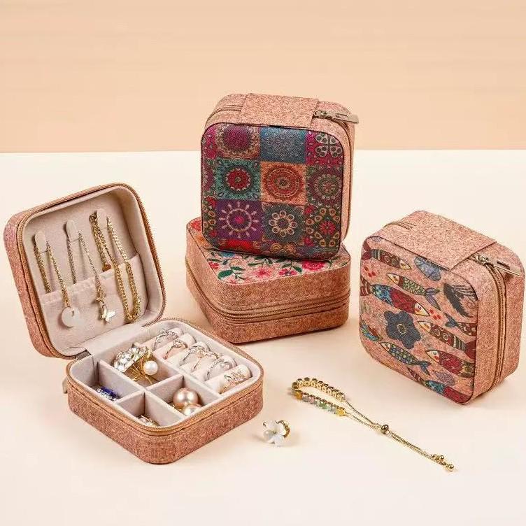 Portable Retro Cork Jewelry Box for Travel - Earring, Ring, Necklace Organizer