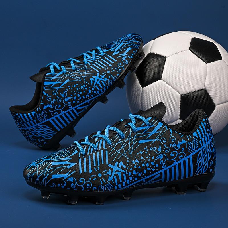 Summer new long nails broken nails low-top football shoes student sports shoes competition training shoes -5 yards across