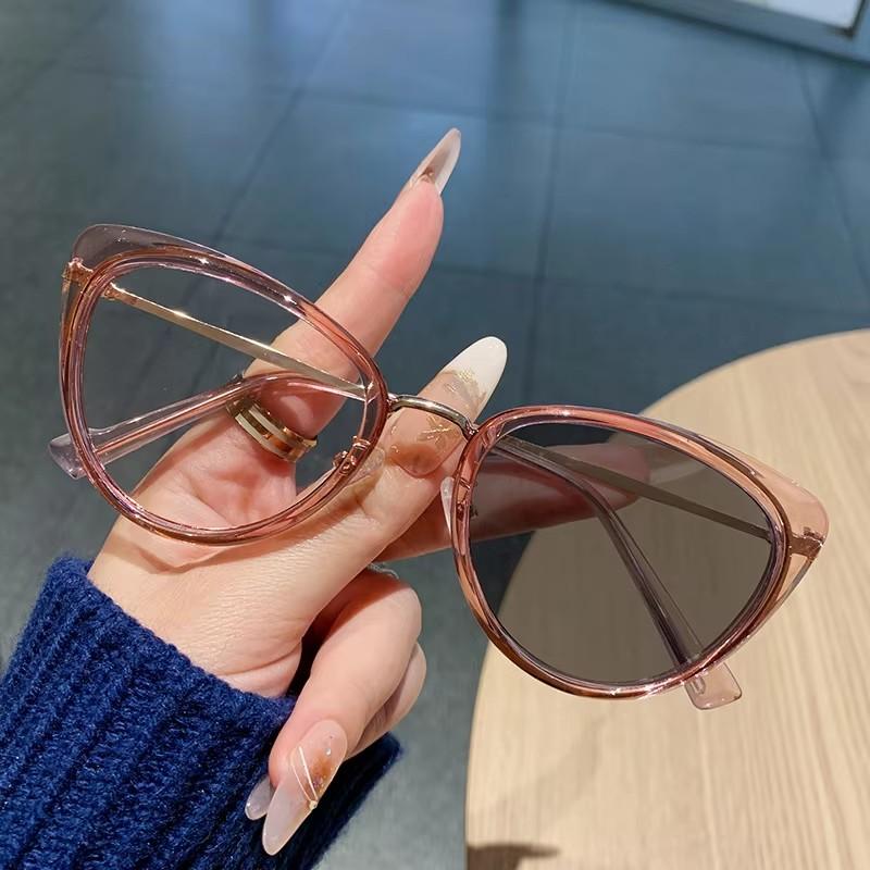 New Fashionable Color-Changing Anti-Blue Light Cat-Eye Glasses Frame Natural And Slimming Metal Frame 6004-1