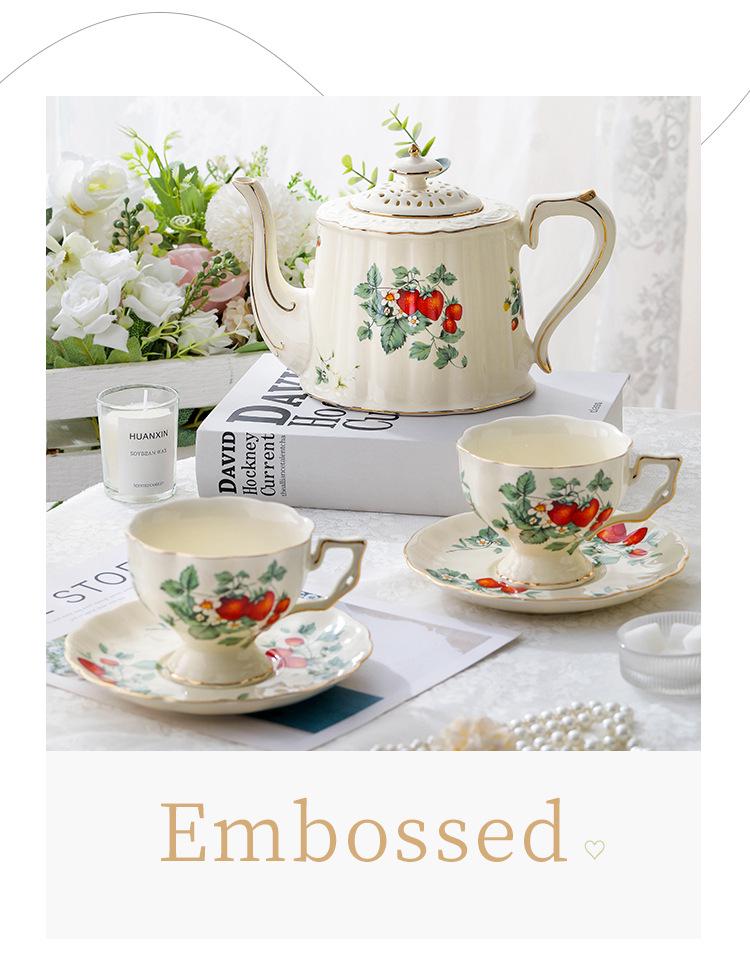 European Ceramic Retro Coffee & Tea Cup Set with Saucers
