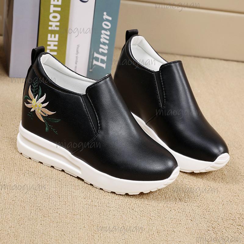 Fashion Women's Slip-On Wedge Sneakers Floral Embroidery Platform Sole Casual Shoes Comfortable Height Increasing Footwear