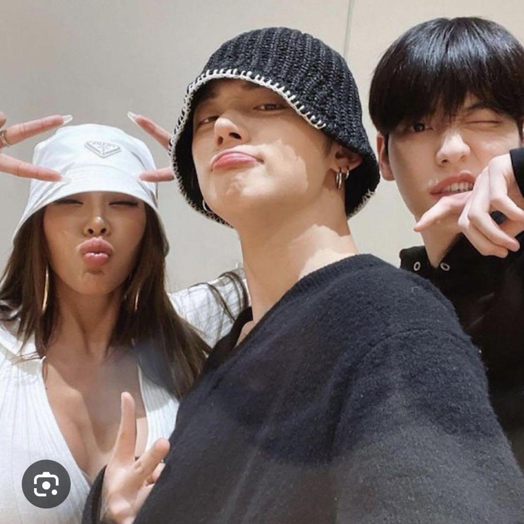 [USED] LECYTO TXT KNIT BUCKET HAT BLACK