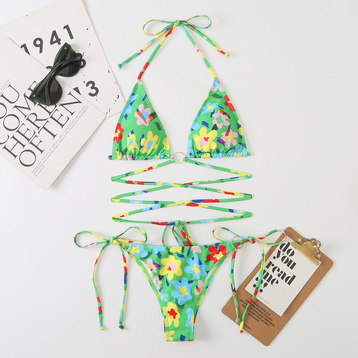 

Женский сексуальный разноцветный купальник бикини на шнуровке с цифровым принтом Medium цветочный/зелёный