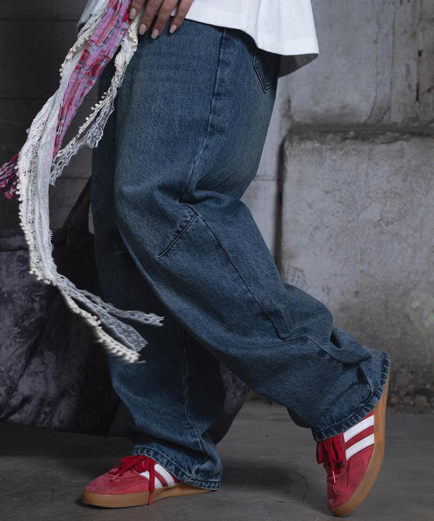 Aejyuttingkeumamaindeu Loose Fit Stacked Washed Denim_Blue