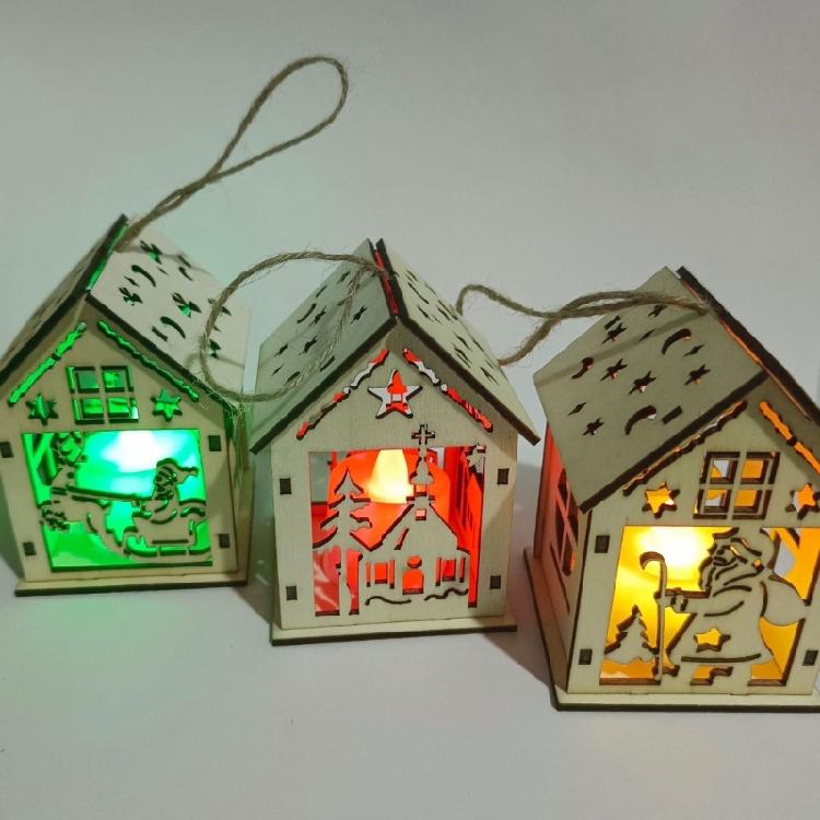Multicolored LED Light Up Wooden Christmas Cabin Ornament for Tree Decorating Party Homes Decoration