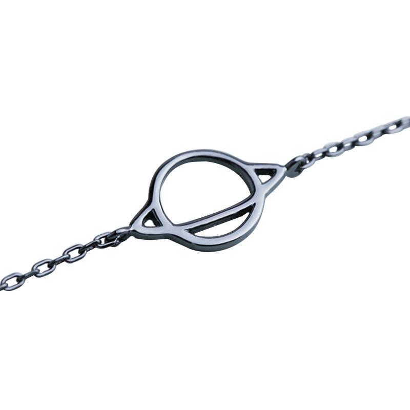 Planet Saturn Universum Schwarzer Stern Personalisierte Kreative Halskette Klemmen Kette Frauen Koreanischer Stil Damenstil
