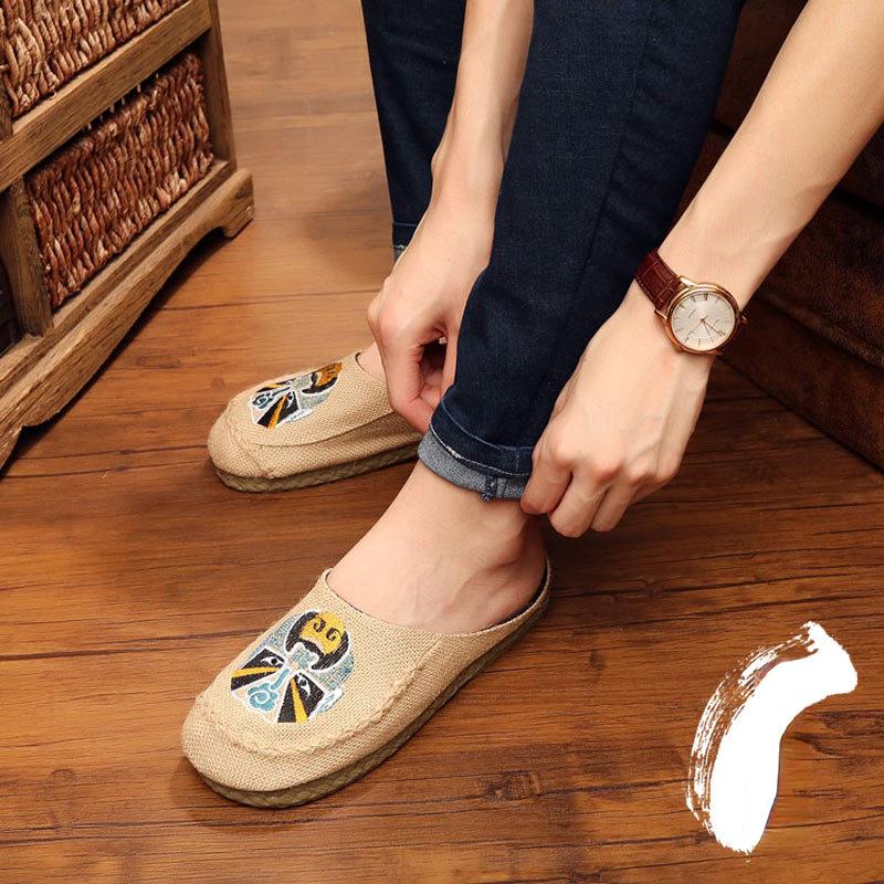 

Модные туфли на плоской подошве в китайском стиле 2024 года, новые мужские туфли, летние тапочки на плоской подошве, мужские туфли из этнической ткани с мягкой подошвой, классические модные трендовые туфли 44