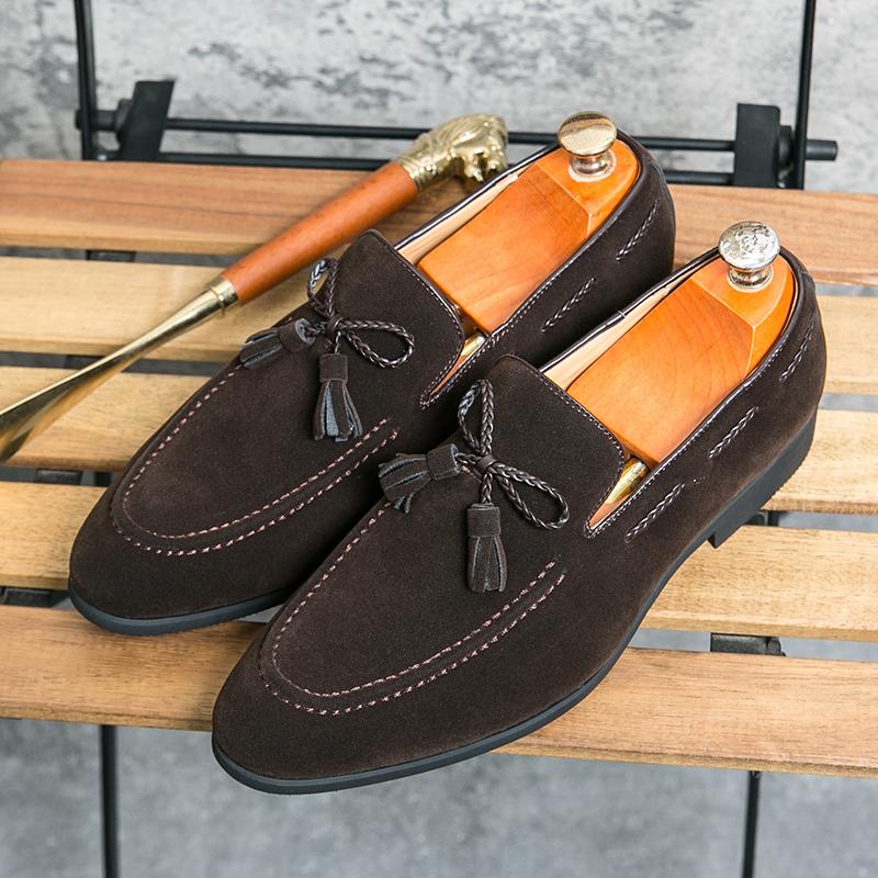 Fashion 2025 New Men's Comfortable Anti Velvet Leather Pointed Bean Shoes Fashion Brand Men's Business Banquet Brown Small Leather Shoes