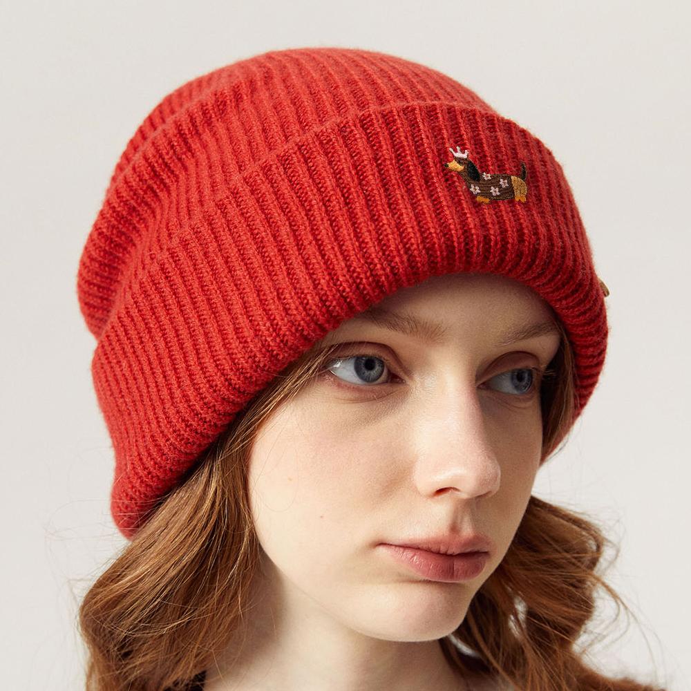 Solid color knitted hat for winter windproof and warm women's woolen hat, versatile dome hat