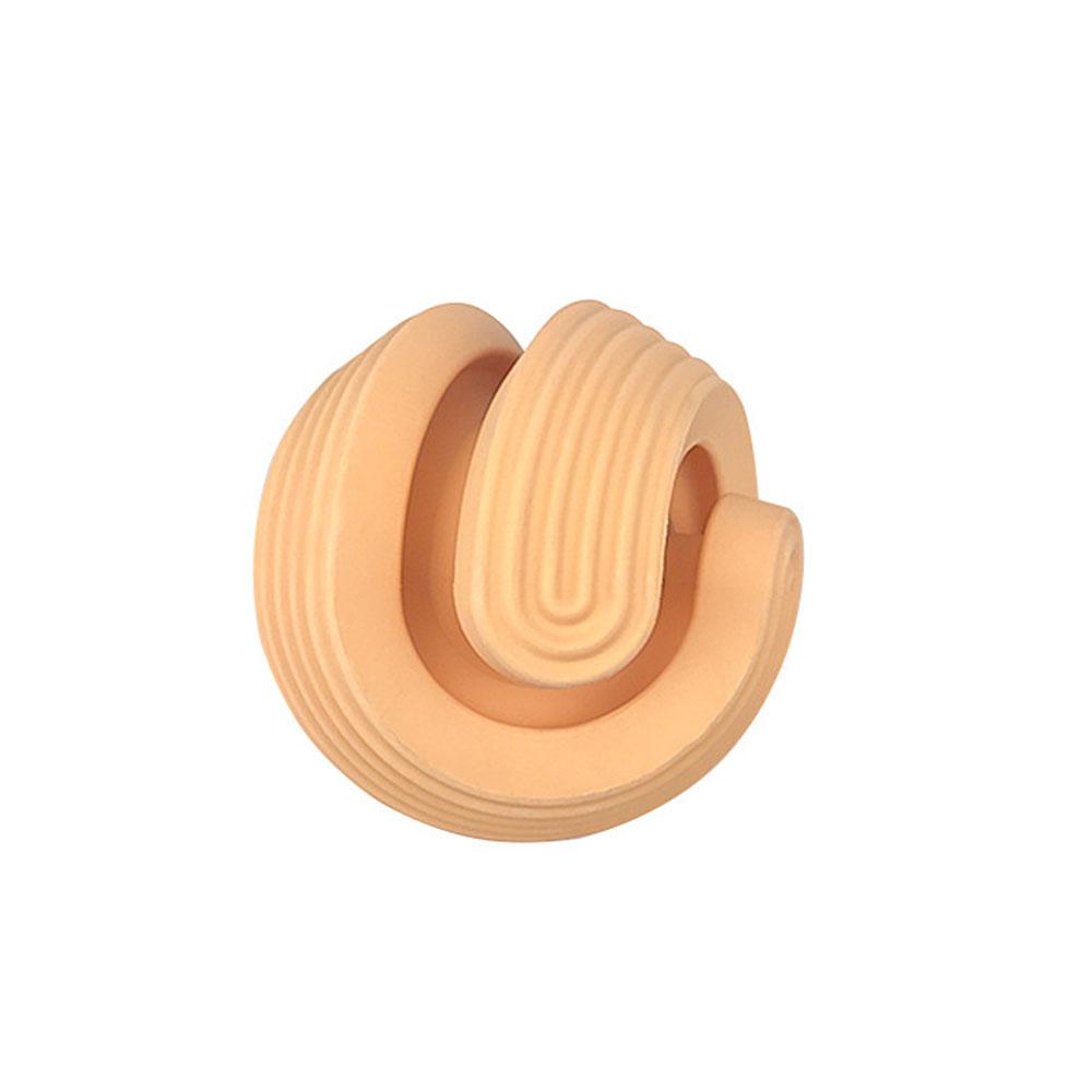 

Outdoor Training Treat Dispensing Ball for Dogs - Durable Chew Toy for Teeth Cleaning, Interactive Molar Toy for Puppies оранжевый